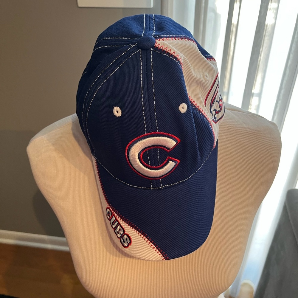 Fabulous Chicago cubs baseball cap.